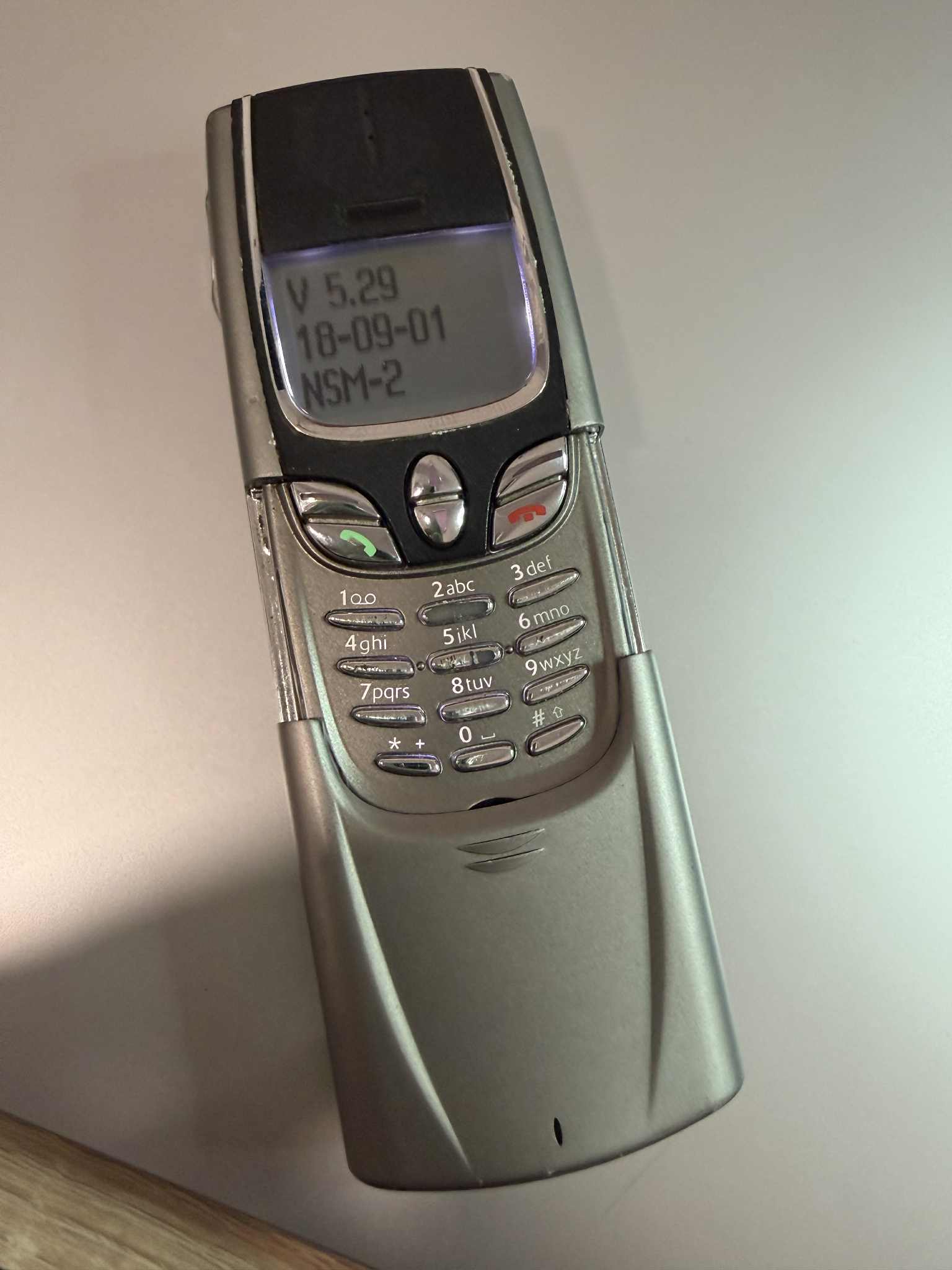 Nokia 8850